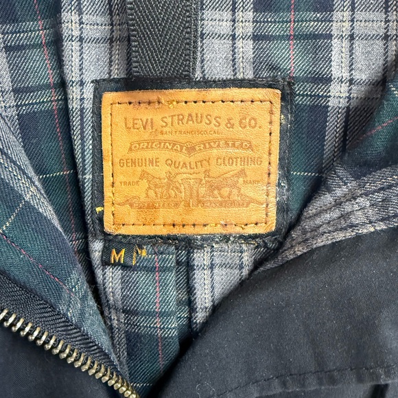 Levi's Women's Black Waxed Cloth Utility Jacket - Picture 2 of 11